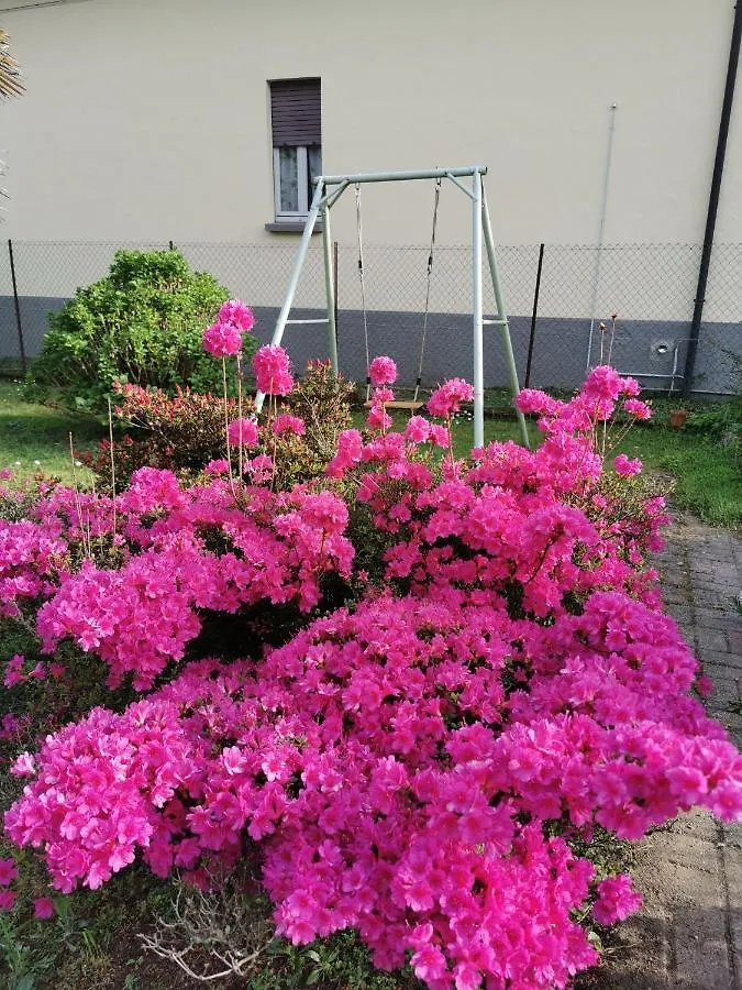 Grandma'S Garden House Βίλα Angera 0*,  Ιταλία