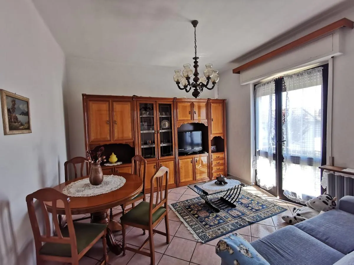 Grandma'S Garden House Βίλα Angera Ιταλία